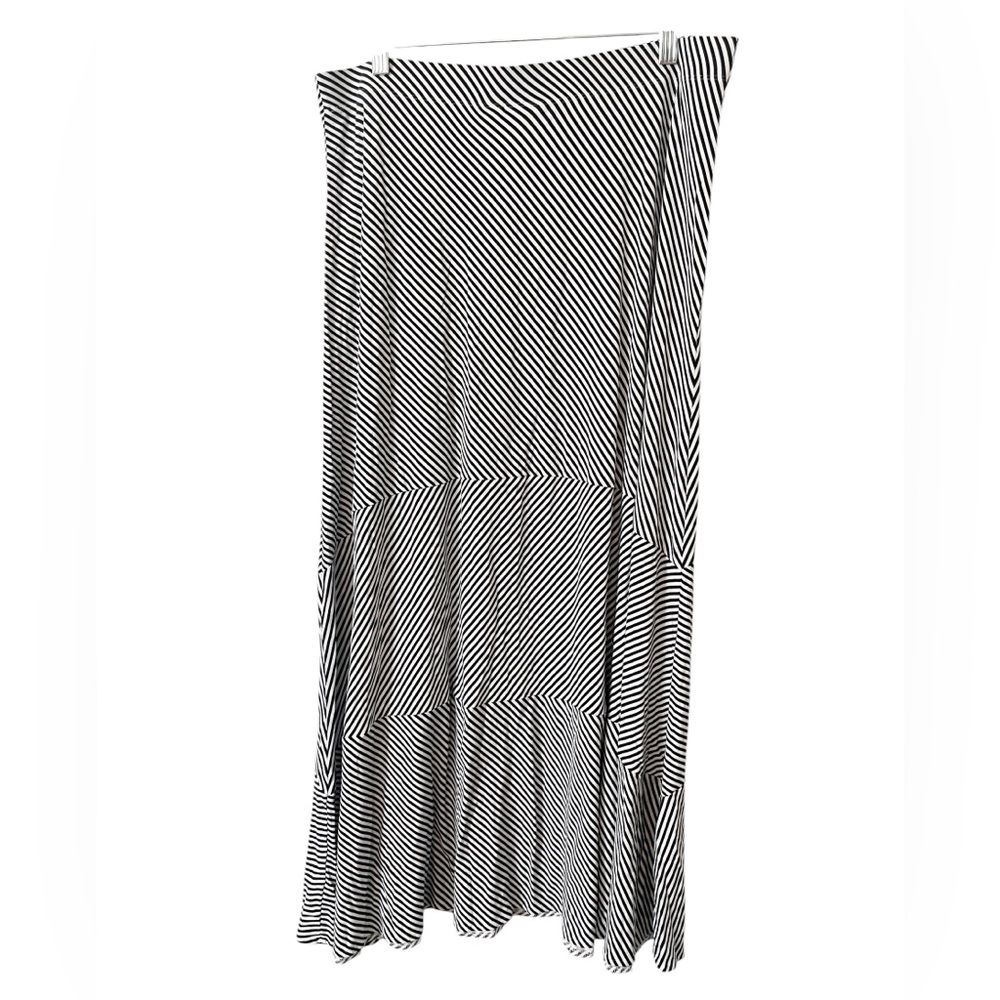 Chico's Women’s Striped Asymmetrical Black and White‎ Maxi Skirt Size 2 Large
